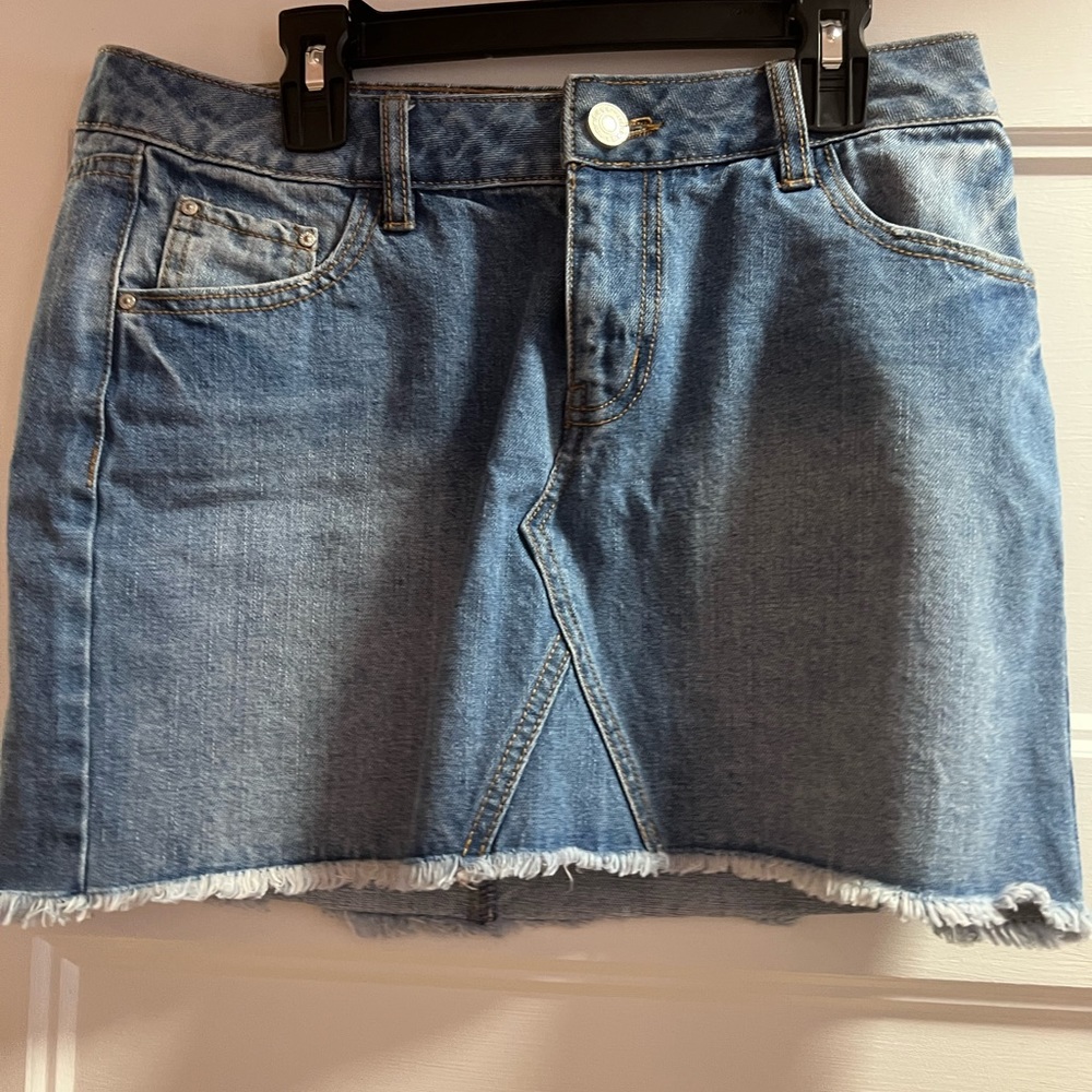 Refuge Mini Skirt Jean size Small